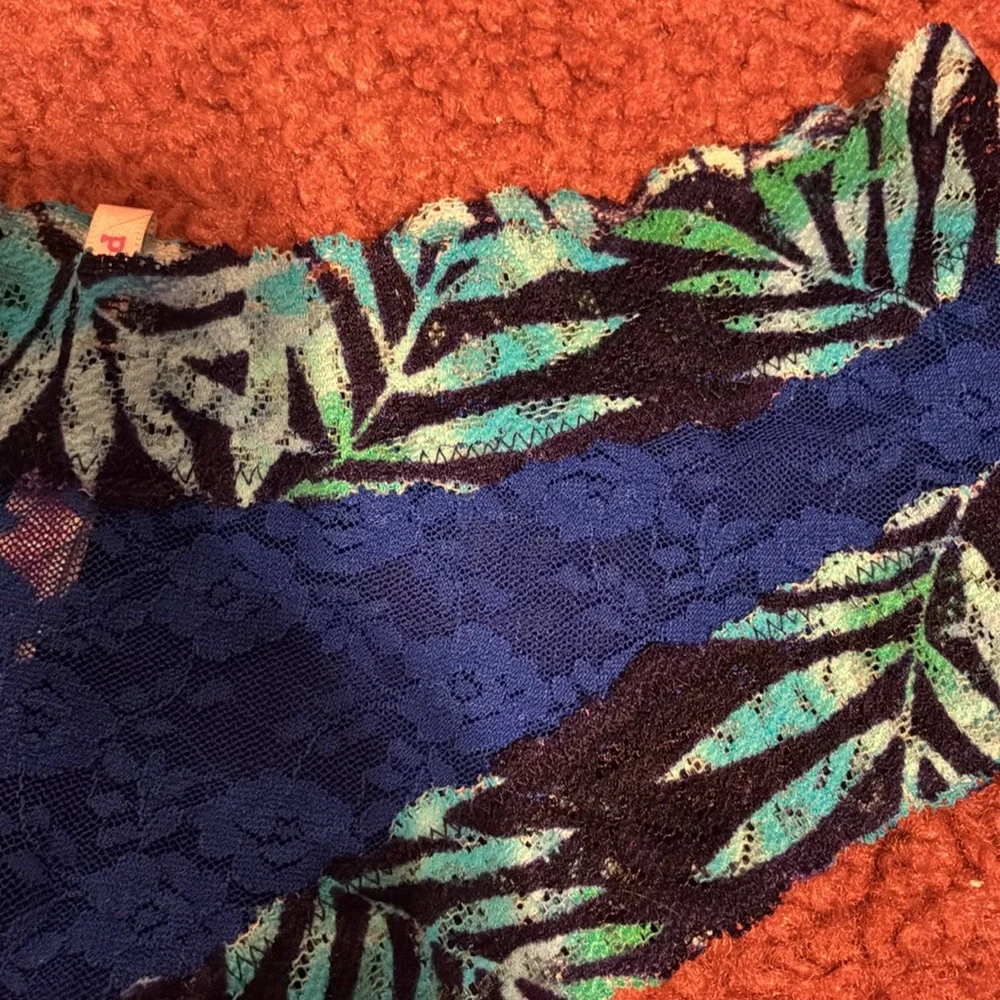 Victoria's Secret PINK Blue & Black Floral Lace Panties